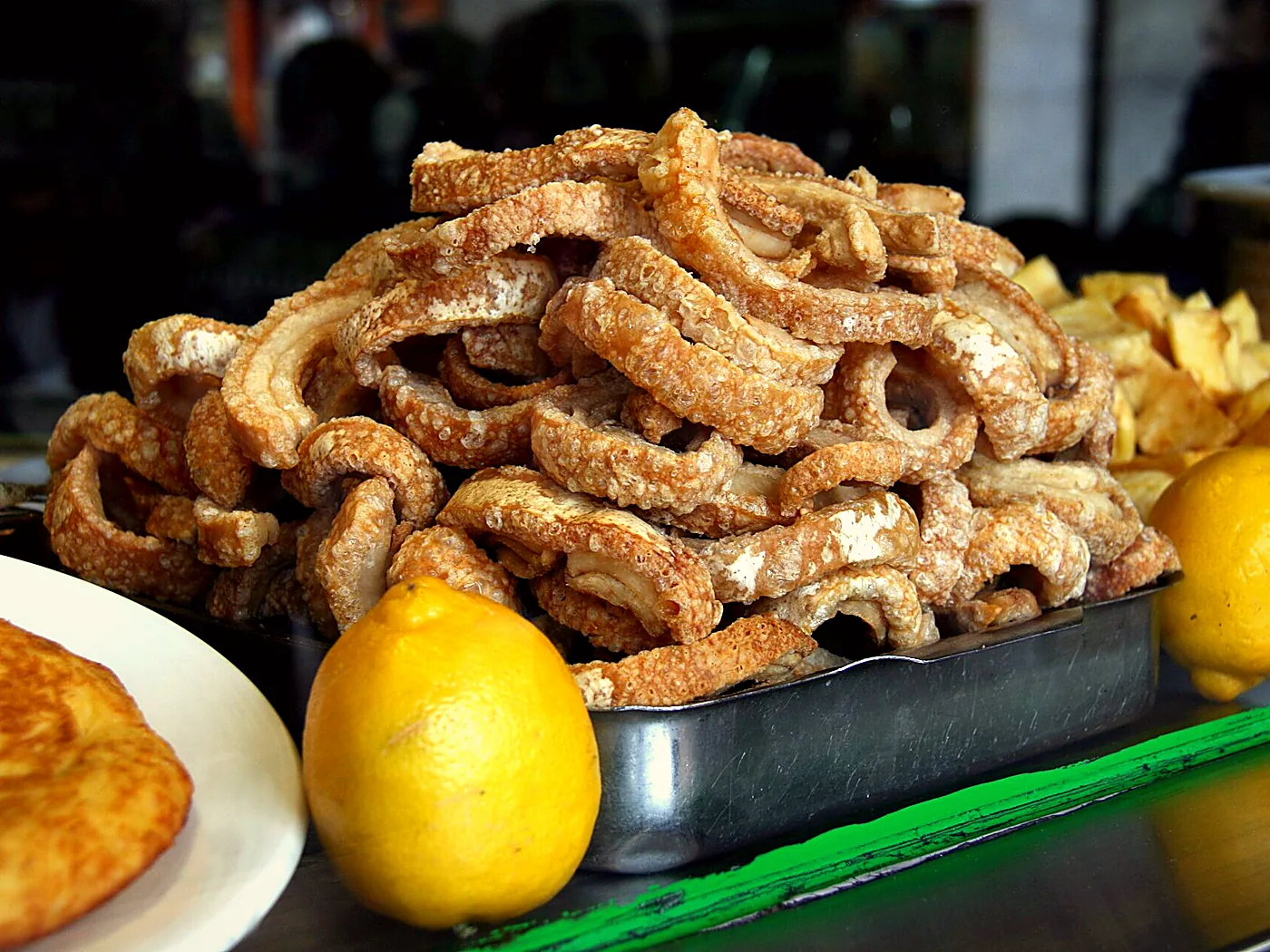 Torreznos de Soria en Bodega El Chache, Granada